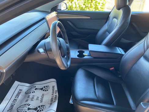 Used 2022 Tesla Model 3 image 24