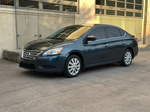 Used 2014 Nissan Sentra S image 5