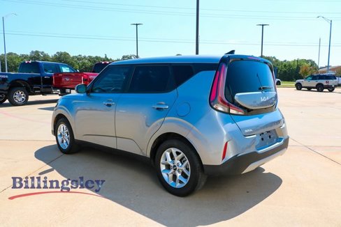 Used 2024 Kia Soul LX w/ Option Group 015 image 5