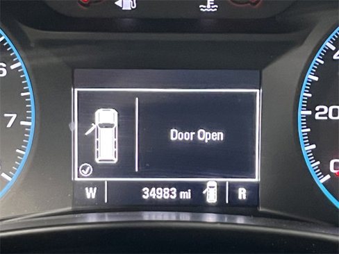Used 2018 Chevrolet Equinox LS image 25