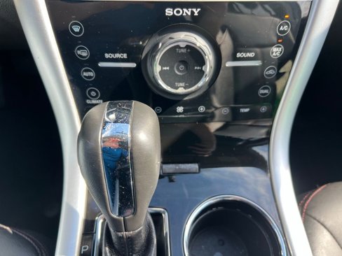 Used 2012 Ford Edge Limited image 26