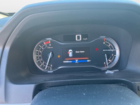 Used 2017 Honda Pilot EX image 8
