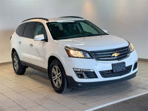 Used 2017 Chevrolet Traverse LT image 3