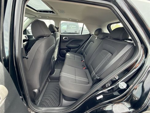 Used 2020 Hyundai Venue SEL w/ Convenience Package image 29