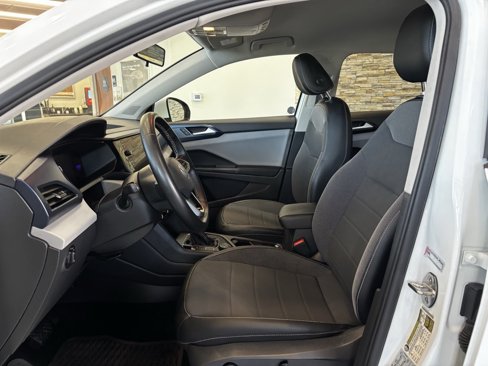 Used 2022 Volkswagen Taos SE image 13
