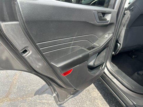 Certified 2022 Ford Escape SE image 31