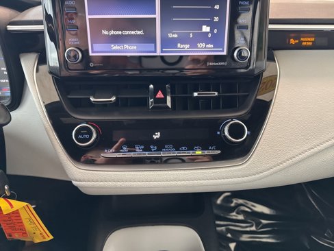 Used 2022 Toyota Corolla SE image 28