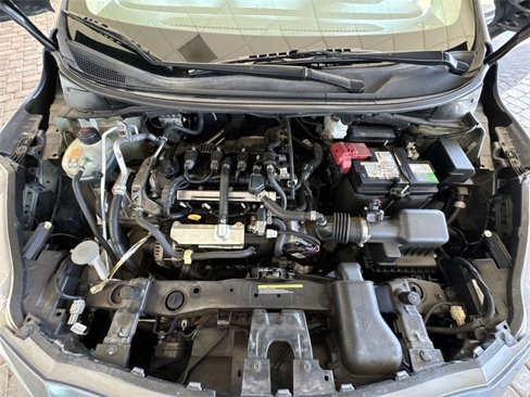 Used 2021 Nissan Versa SV image 25
