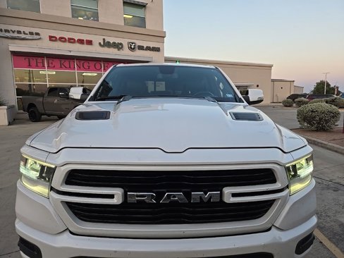 Used 2019 RAM 1500 Laramie w/ Sport Appearance Package image 3