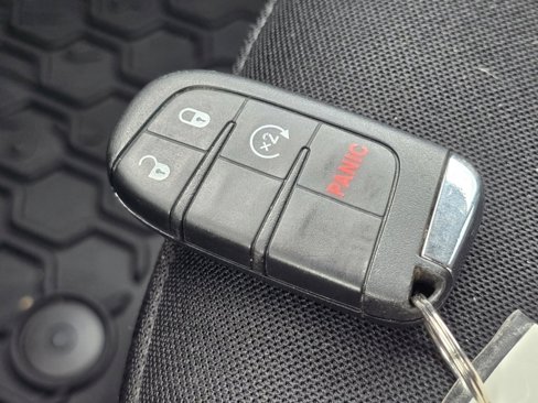 Used 2017 Jeep Renegade Sport w/ Power & Air Group image 33