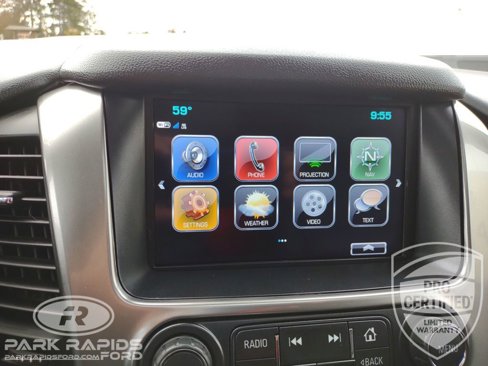 Used 2020 Chevrolet Suburban Premier image 40