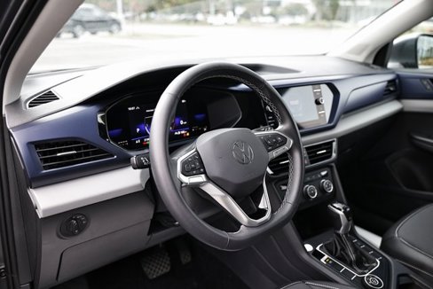 Used 2022 Volkswagen Taos SE image 19