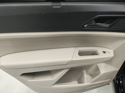 Used 2021 Volkswagen Atlas SEL Premium image 26