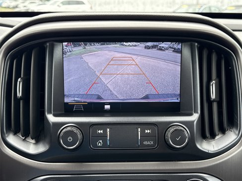 Used 2022 GMC Canyon AT4 w/ Driver Alert Package image 17