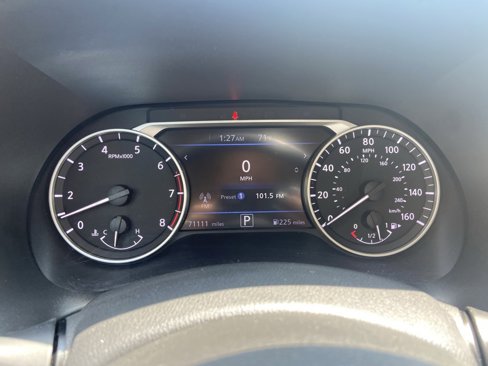 Used 2021 Nissan Sentra SV w/ SV Premium Package image 12