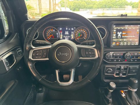 Used 2020 Jeep Gladiator Overland image 25