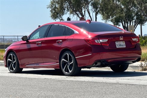 Used 2020 Honda Accord Touring image 6