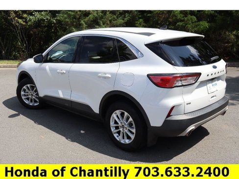 Used 2020 Ford Escape SE image 5