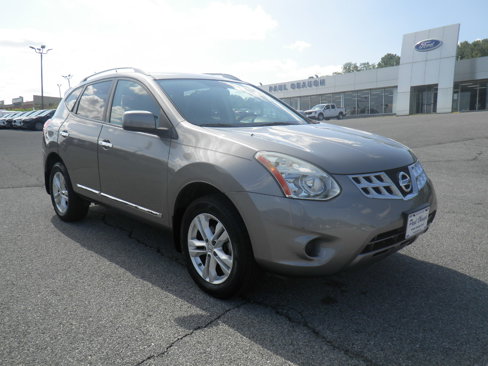 Used 2012 Nissan Rogue SV image 1