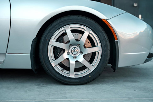 Used 2008 Tesla Roadster image 16