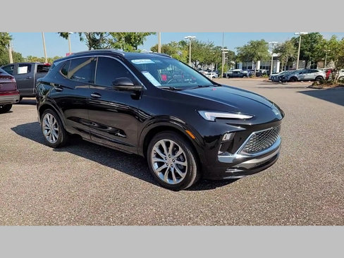 Used 2024 Buick Encore GX Avenir w/ Avenir Technology Package image 32