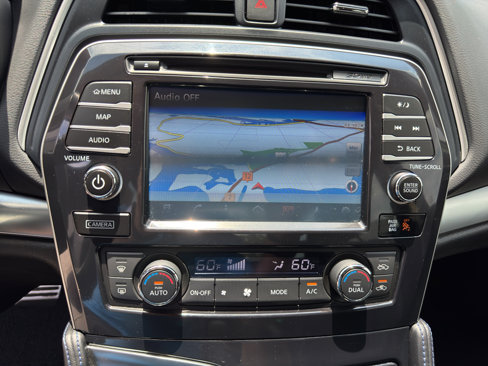 Used 2016 Nissan Maxima SR image 24