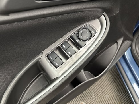 Certified 2025 Chevrolet Malibu LS image 29