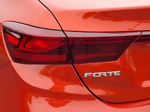 Used 2022 Kia Forte LXS w/ LXS Technology Package image 20