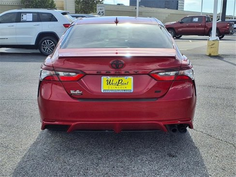 Used 2021 Toyota Camry SE image 21