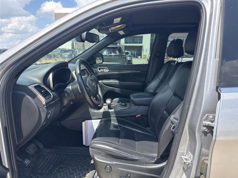 Used 2015 Jeep Grand Cherokee Limited w/ Luxury Group II image 6