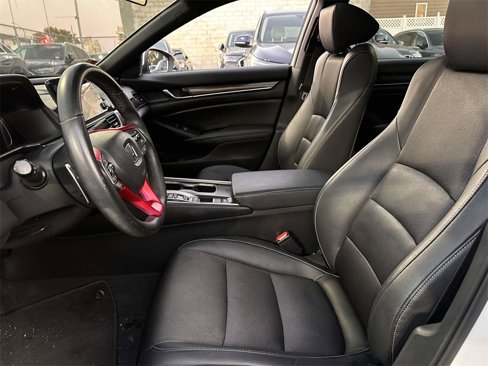 Used 2019 Honda Accord Sport image 14