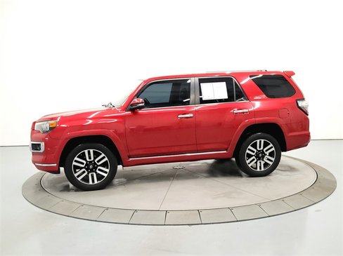 Used 2016 Toyota 4Runner Limited image 4