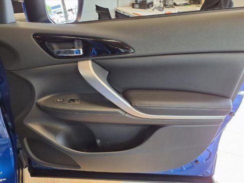 New 2025 Mitsubishi Eclipse Cross SE image 9