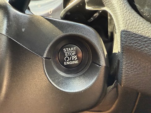 Used 2018 Jeep Compass Limited image 20