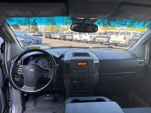 Used 2004 Nissan Titan SE w/ (OF1) SE Off-Road Pkg image 18