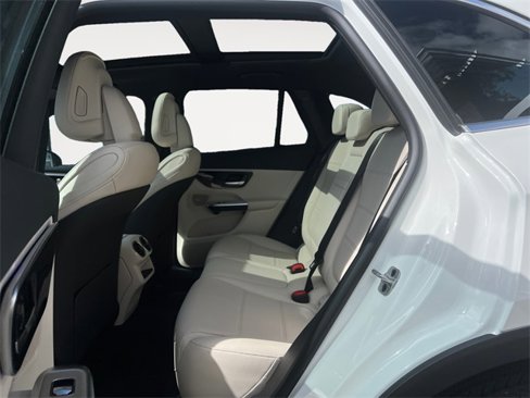 New 2025 Mercedes-Benz GLC 300 4MATIC image 13