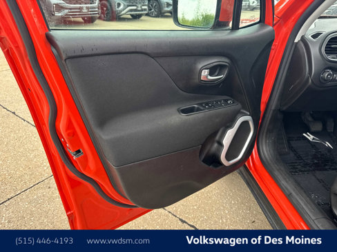Used 2021 Jeep Renegade Latitude w/ Convenience Group image 22