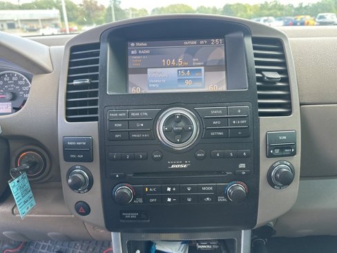 Used 2008 Nissan Pathfinder SE w/ Premium Pkg image 10