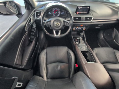 Used 2018 MAZDA MAZDA3 Grand Touring image 9