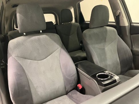 Used 2012 Toyota Prius V Five image 46