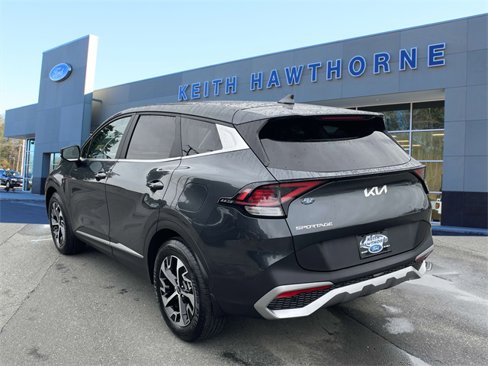 Used 2023 Kia Sportage EX image 4