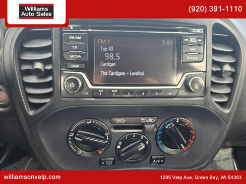 Used 2016 Nissan Juke S image 18