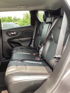 Used 2021 Jeep Cherokee Trailhawk w/ Premium Leather Package image 25