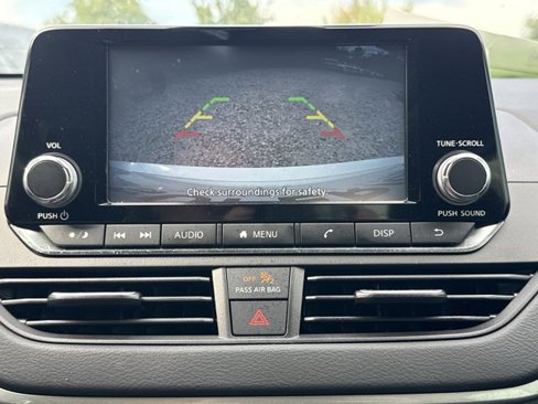 Used 2024 Nissan Altima 2.5 S image 6