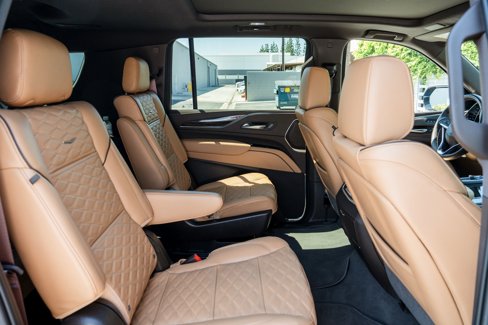 Used 2022 Cadillac Escalade ESV Premium Luxury image 50