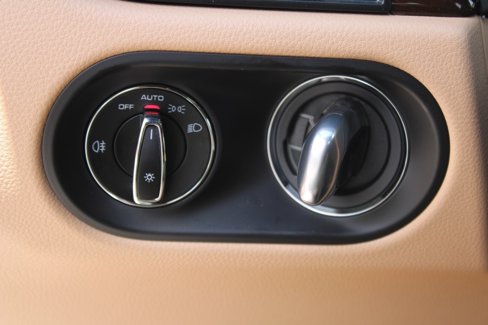 Certified 2024 Porsche Macan image 22