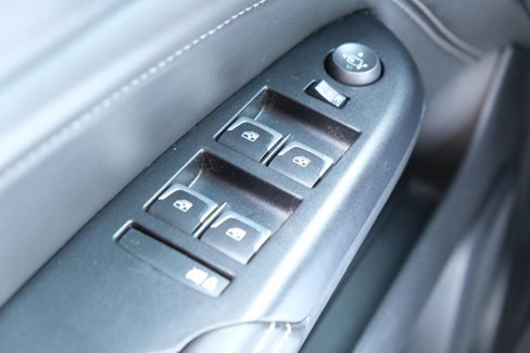 Used 2016 Cadillac SRX Luxury image 37