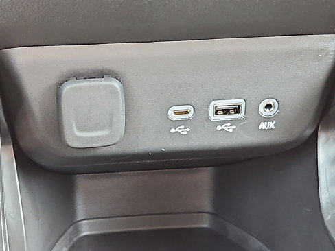 Used 2023 Chevrolet TrailBlazer LT w/ Convenience Package image 23