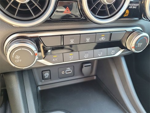 Used 2024 Nissan Sentra S image 18