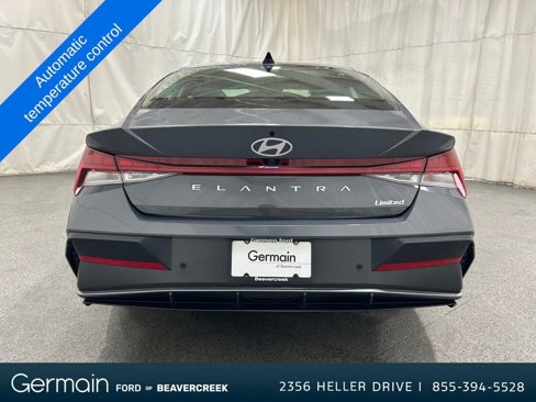 Used 2024 Hyundai Elantra Limited image 6